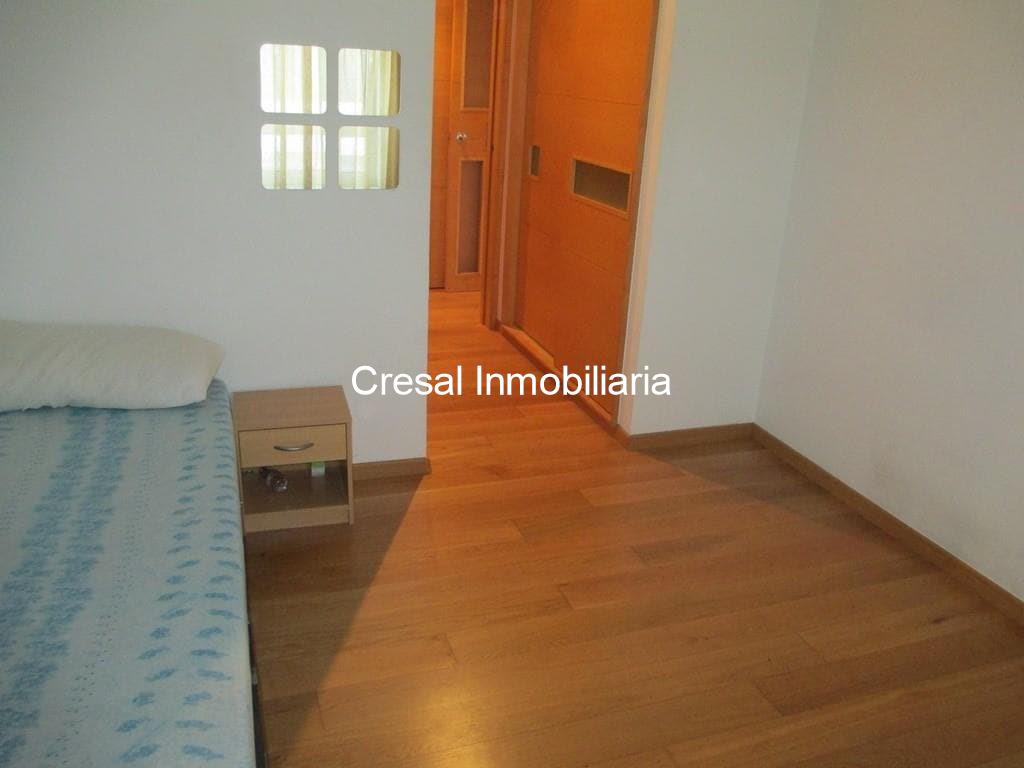 Foto 3 4HABITACIONES, TODO EXTERIOR,2BAÑOS,SALON CON BALCON,GARAJE, AV DE BILBAO