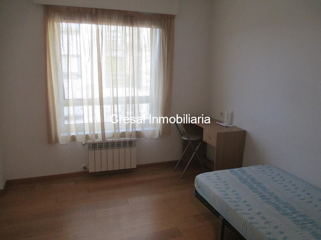 Foto 4 4HABITACIONES, TODO EXTERIOR,2BAÑOS,SALON CON BALCON,GARAJE, AV DE BILBAO