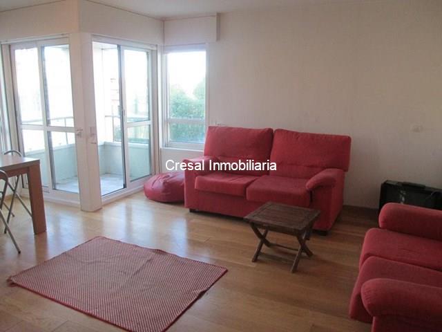 BONITO PISO, 4HABITACIONES, DOS BAÑOS, SALON CON BALCON, COCINA, CALEFACCION, GARAJE Y TRASTERO - Santiago de Compostela