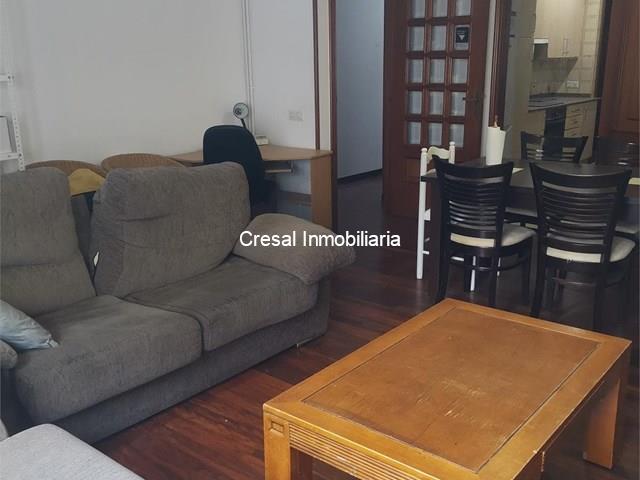 PISO AMPLIO, CENTRICO, 4 HABITACIONES, 3 BAÑOS, SALON AMPLIO Y COCINA, LAVADORA, SECADORA - Santiago de Compostela
