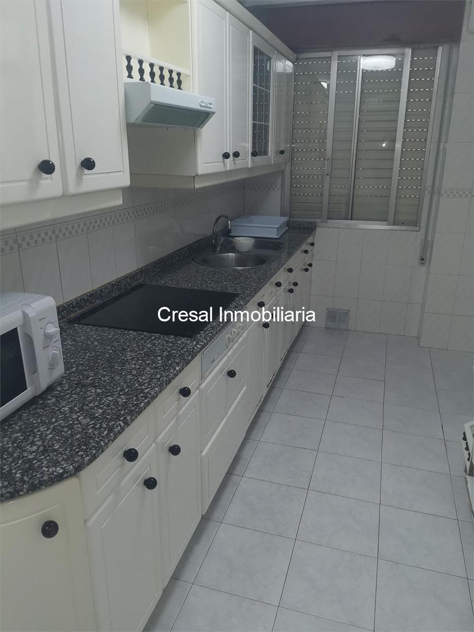 Foto 6 SE ALQUILA PISO CENTRICO, EXTERIOR, 4 HABITACIONES, SALÓN AMPLIO, 2 BAÑOS, COCINA, CALEFACCION